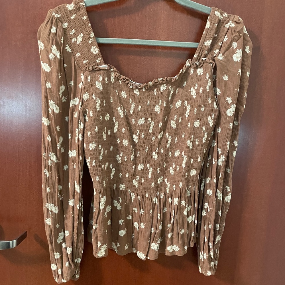 Ruched mauve Daisy pattern